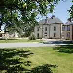 Chateau De La Richerie - Proche Puy Du Fou Hotel 2*