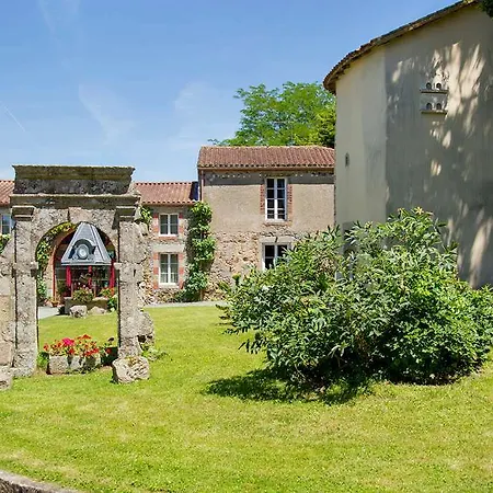 Chateau De La Richerie - Proche Puy Du Fou מלון