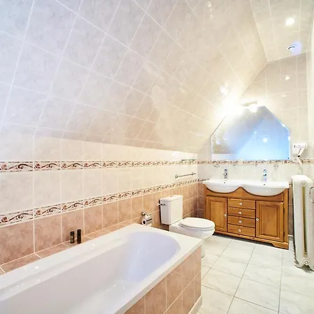 Chateau De La Richerie Hotel Beaurepaire (Vendee)