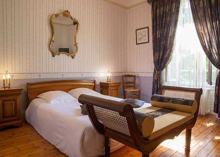 Chateau De La Richerie - Proche Puy Du Fou 2* Beaurepaire (Vendee)